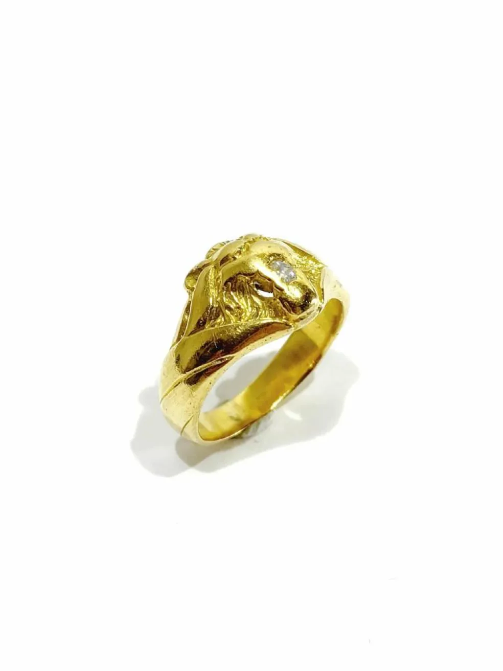 Bague tête de lion en or