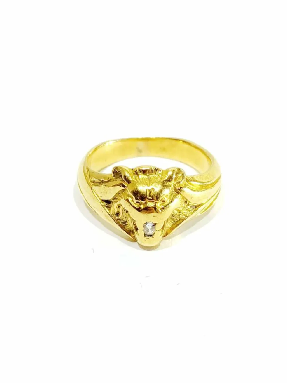 Bague tête de lion en or