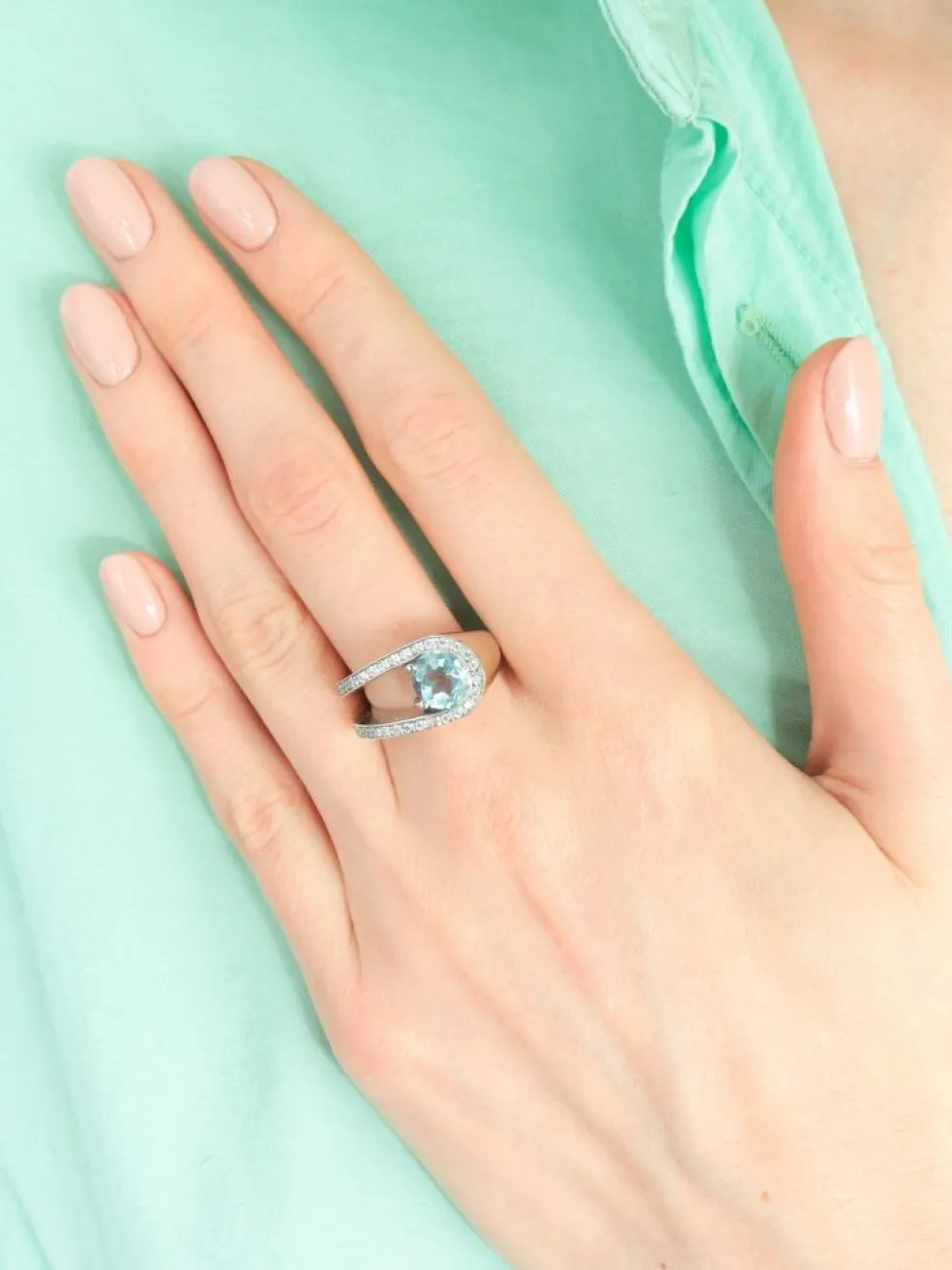 BAGUE "U" AIGUE-MARINE & DIAMANTS
