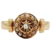 Bague victorienne or rose ornée d'un diamant en serti étoilé entouré de perles