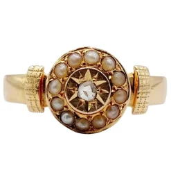 Bague victorienne or rose ornée d'un diamant en serti étoilé entouré de perles