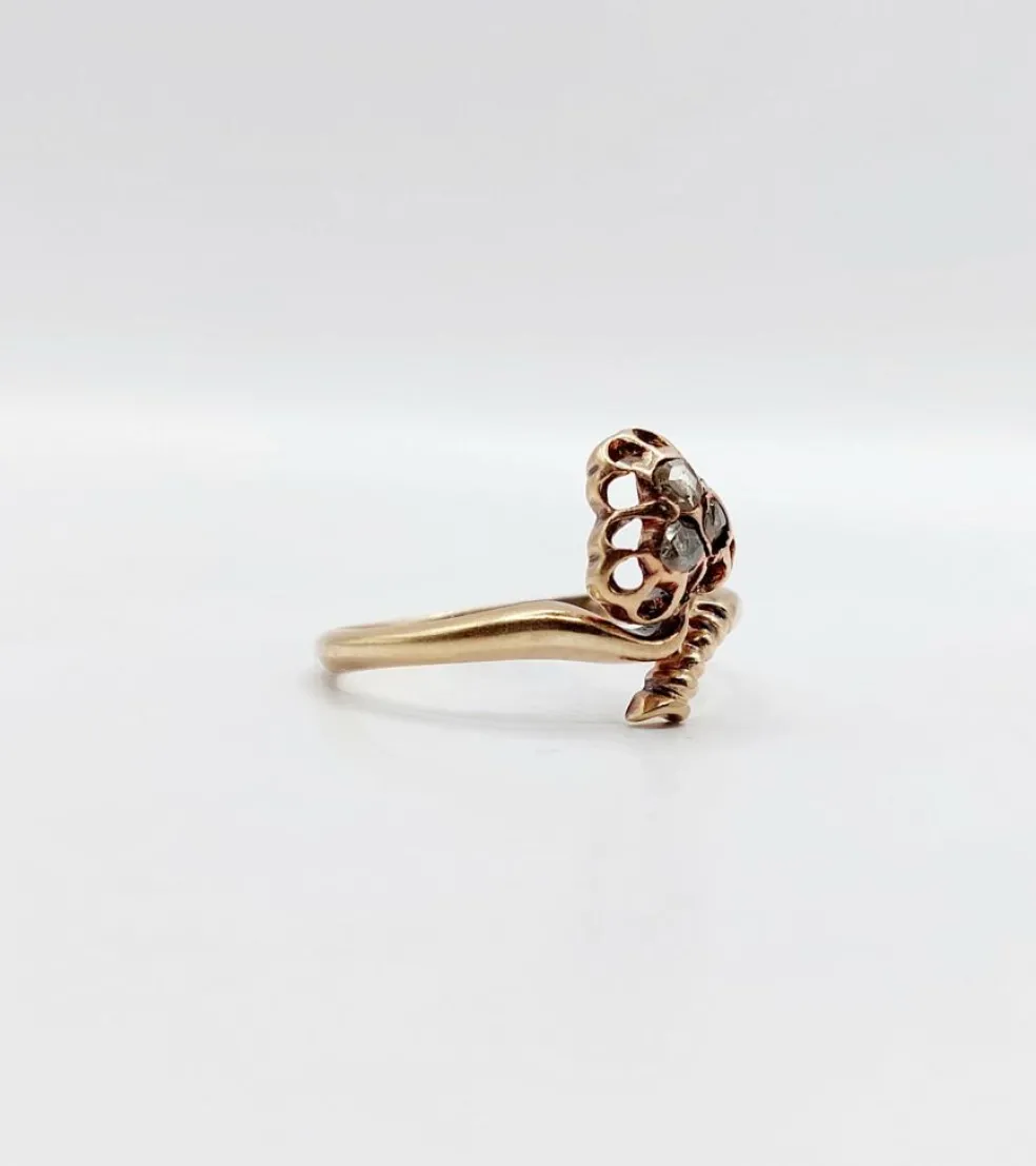 Bague victorienne or rose 18k trèfle orné de diamants taille roses (circa 1900) antique