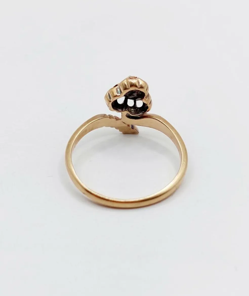 Bague victorienne or rose 18k trèfle orné de diamants taille roses (circa 1900) antique