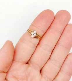 Bague victorienne or rose 18k ornée de perles formant une fleur dans une monture finement travaillée (circa 1900)