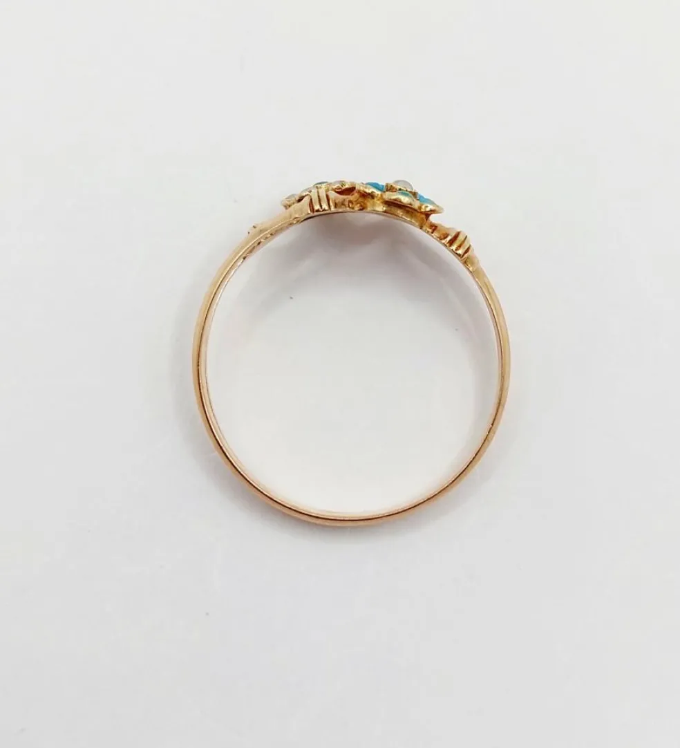 Bague victorienne or rose formant des marguerites ornées de perles et de turquoises