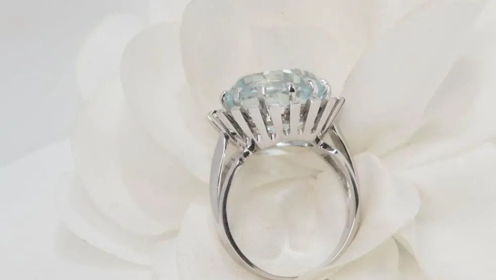 Bague vintage Aigue-marine
