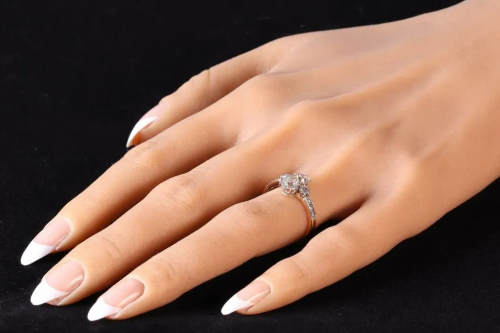 Bague Vintage Art Déco : platine, or jaune et diamants