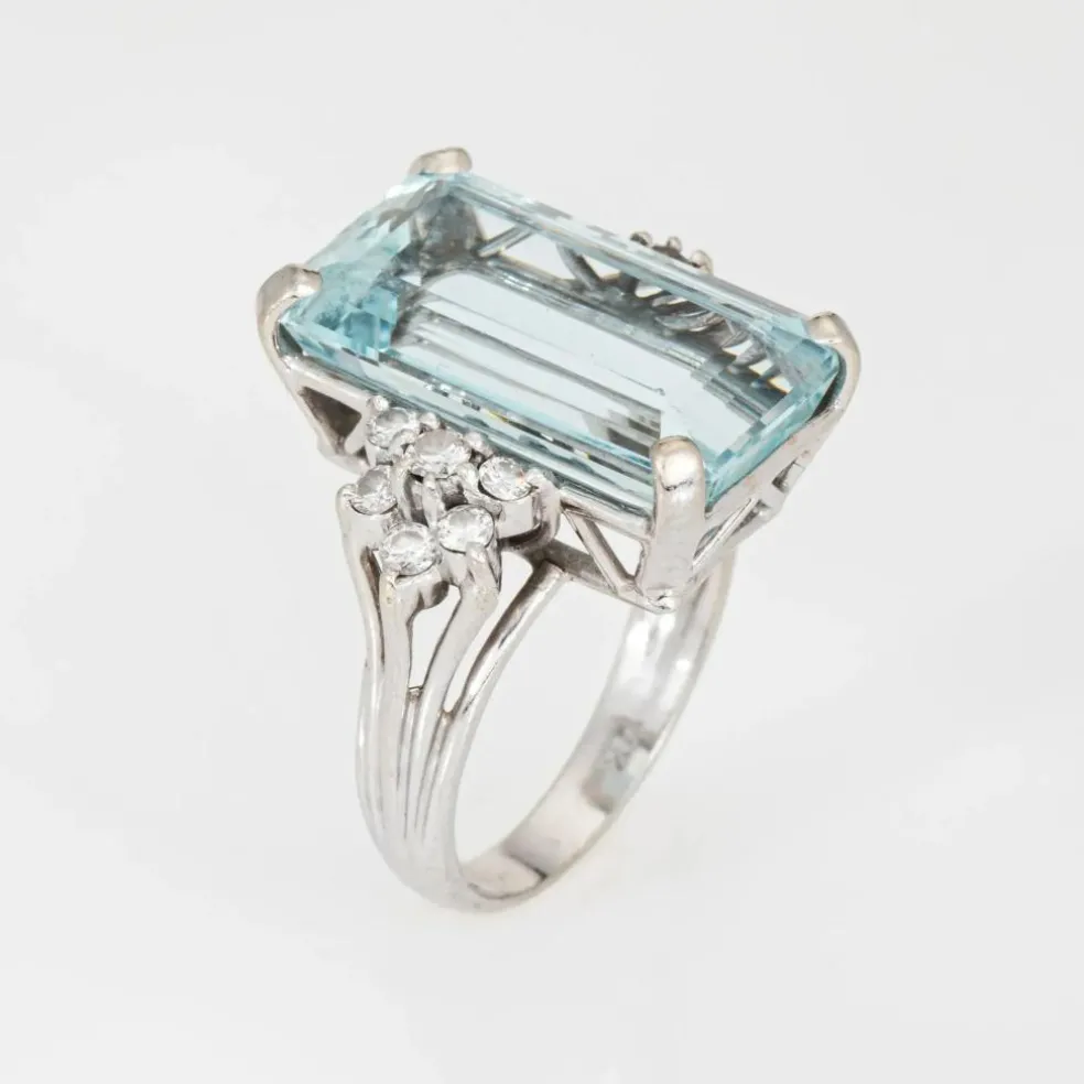 Bague vintage avec diamant aigue-marine 11 carats