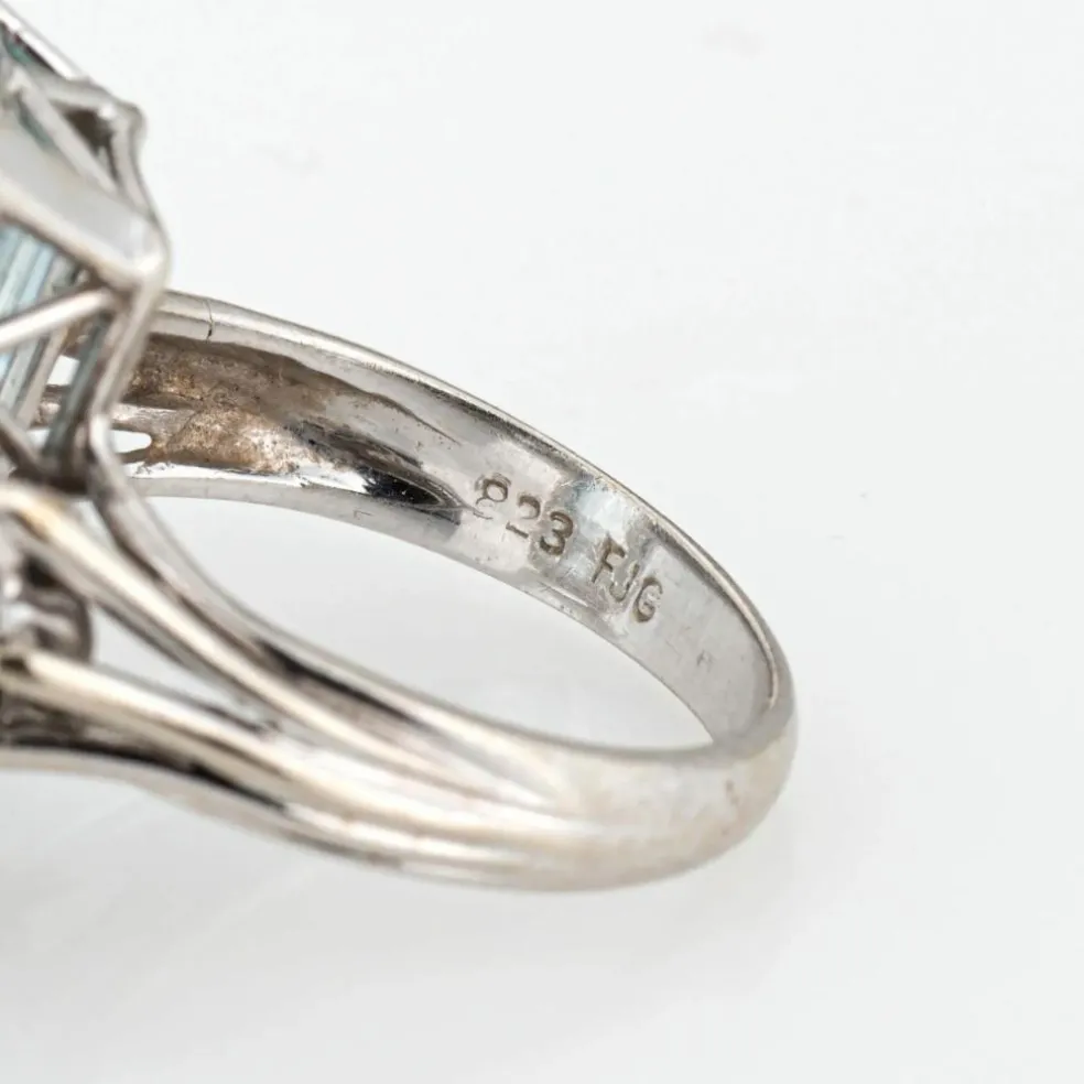 Bague vintage avec diamant aigue-marine 11 carats