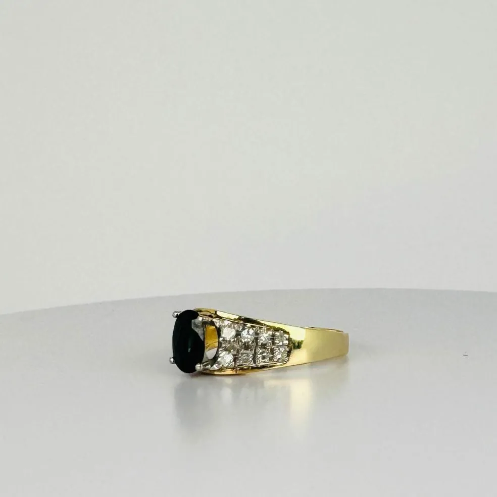 Bague vintage avec saphir et diamants