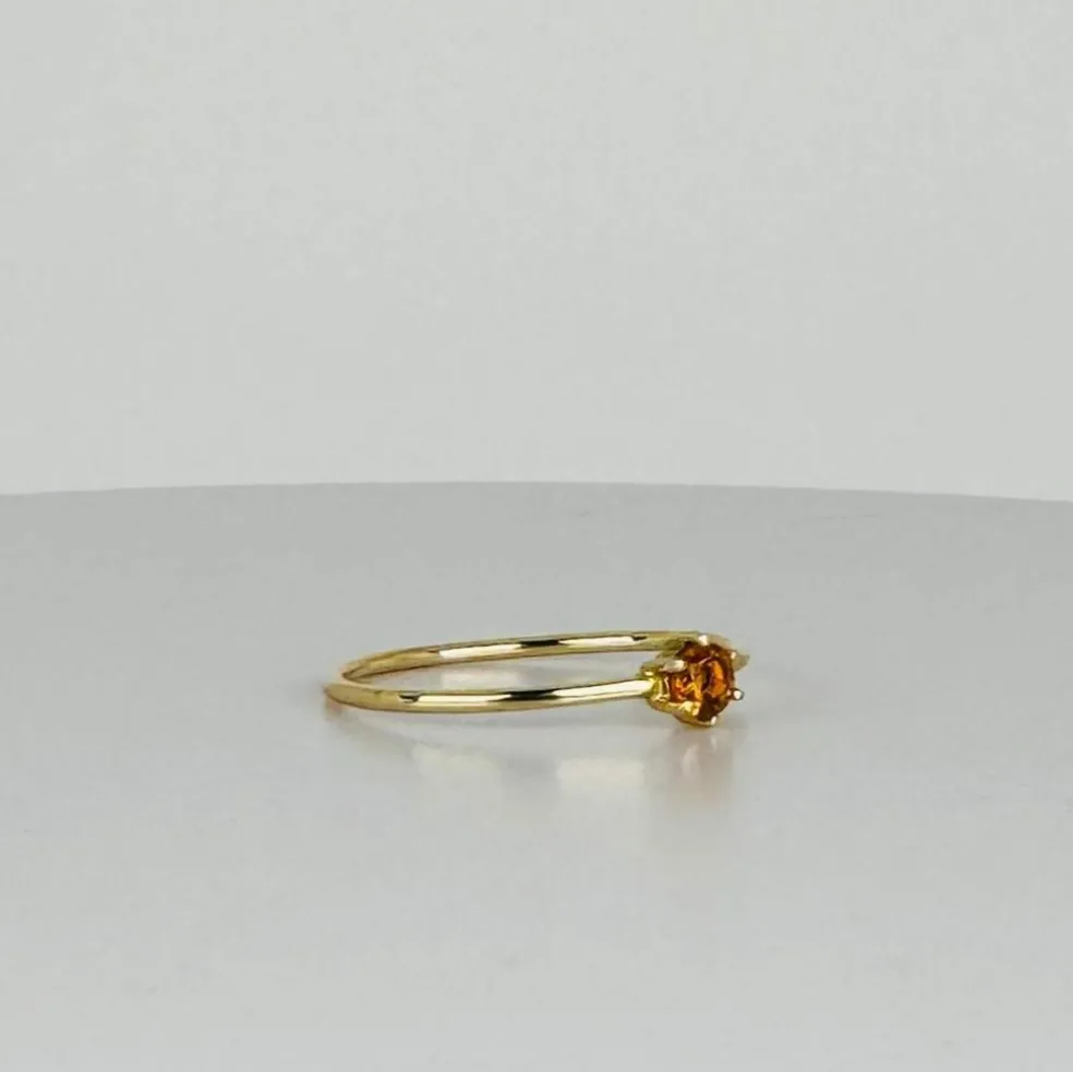 Bague vintage avec topaze jaune