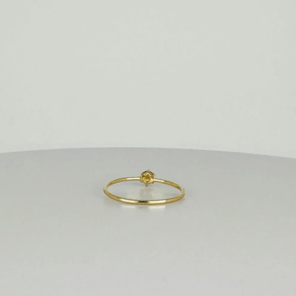 Bague vintage avec topaze jaune