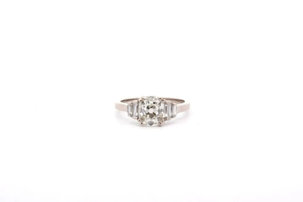 Bague vintage diamant coussin