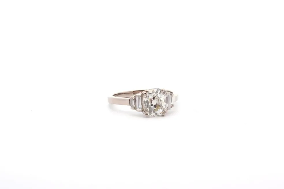 Bague vintage diamant coussin