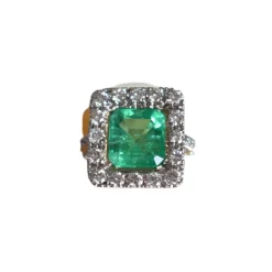 Bague Vintage en Or 18 carats Emeraude de Colombie 5 Carats et Diamants