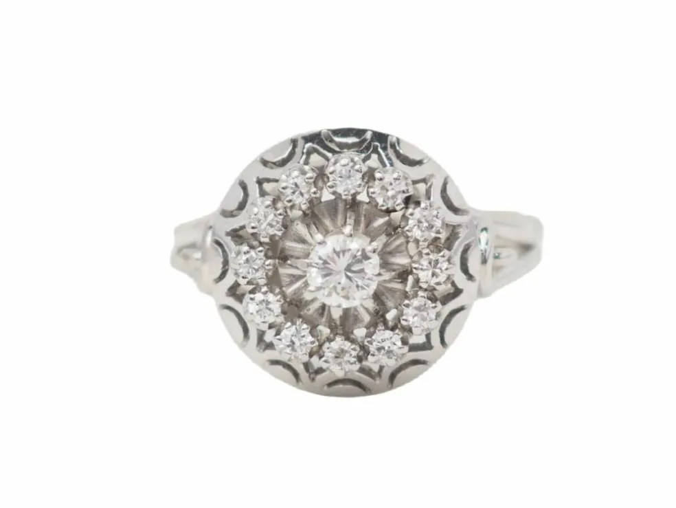 Bague vintage en or blanc, platine et diamants