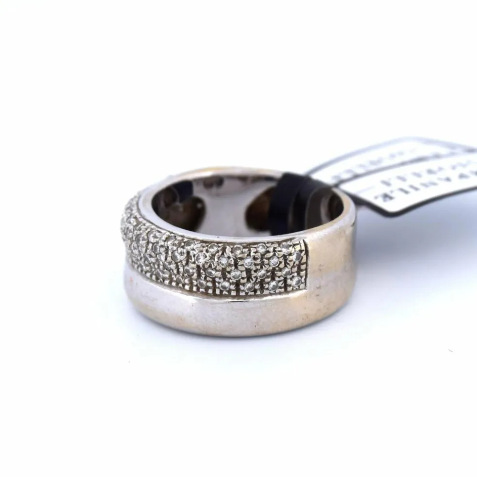 Bague vintage en or et diamants