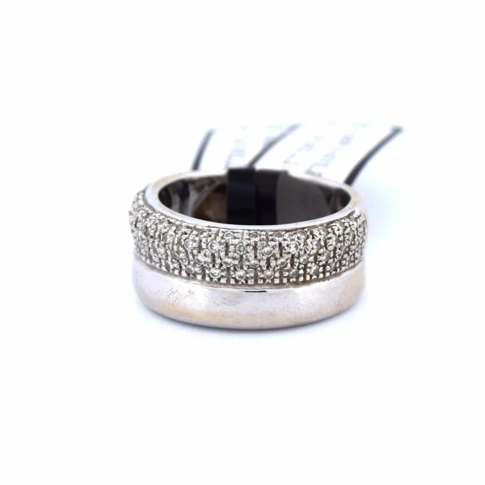 Bague vintage en or et diamants
