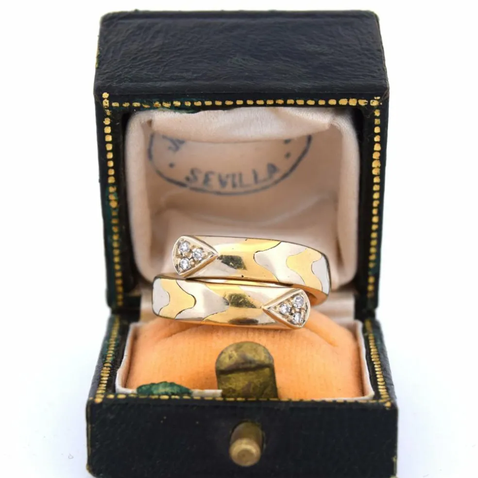 Bague vintage en or jaune et diamants des années 80