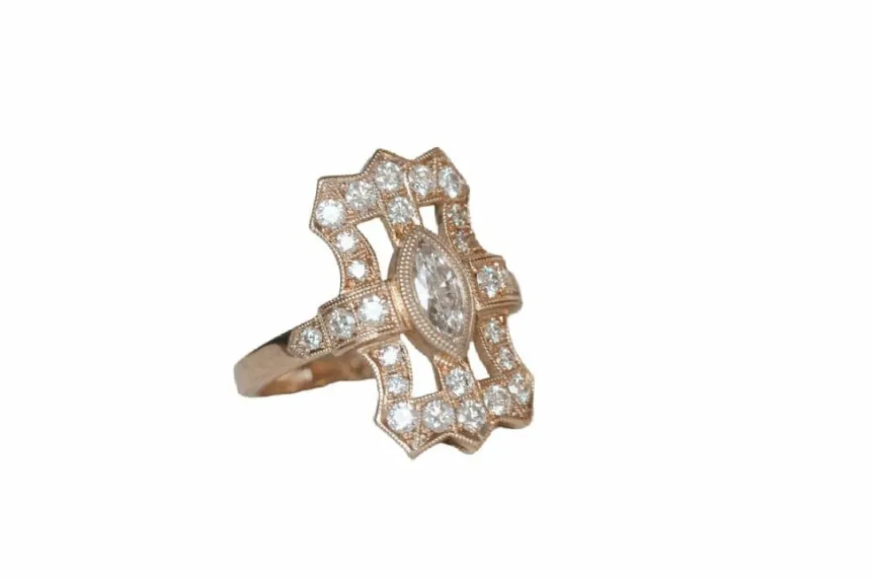 Bague vintage en or jaune et diamants