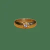 Bague vintage en or jaune pour petit doigt avec diamant