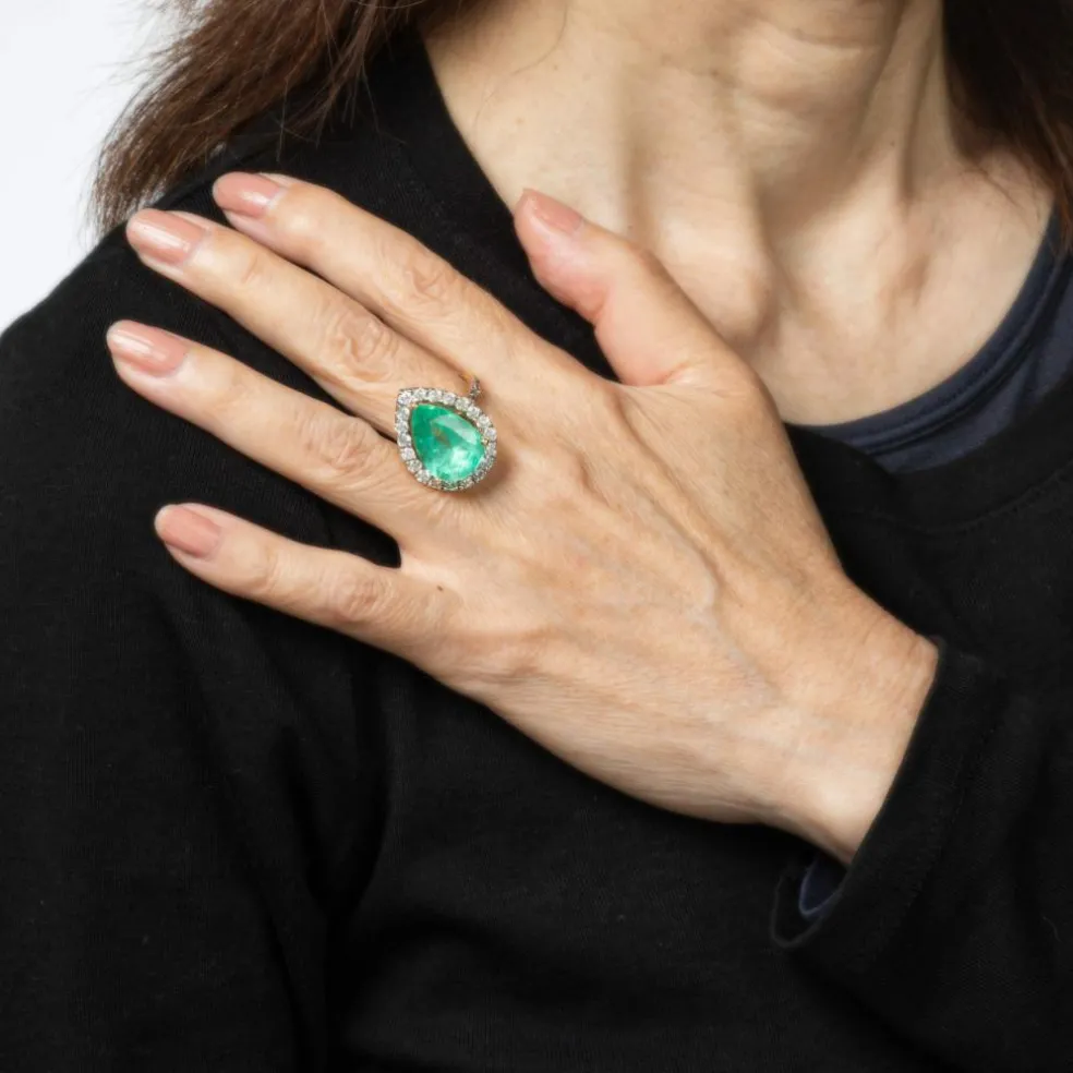 Bague vintage en or jaune 14 carats avec diamants et émeraude de 8,45 ct, taille poire