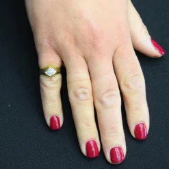 Bague vintage en or jaune et diamants des années 60