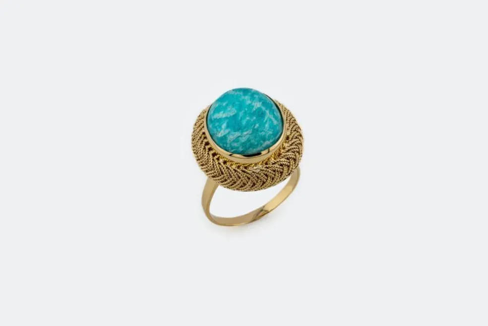 Bague vintage en or jaune avec turquoise