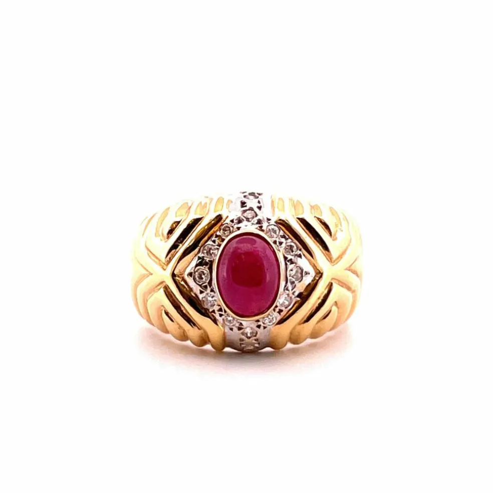 Bague vintage en or jaune, rubis cabochon et diamants
