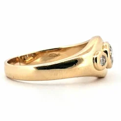 Bague vintage en or jaune et diamants