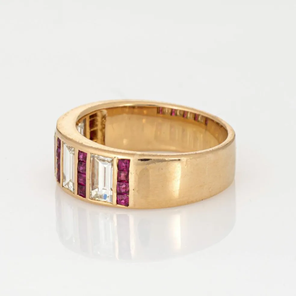 Bague vintage en or jaune avec diamants et rubis 1 carat