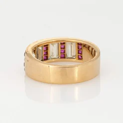 Bague vintage en or jaune avec diamants et rubis 1 carat