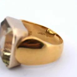 Bague vintage en or jaune et béryl des années 70