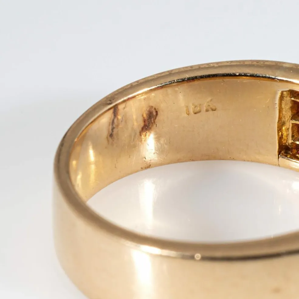 Bague vintage en or jaune avec diamants et rubis 1 carat