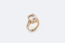 Bague vintage en or rose avec morganite rose pâle