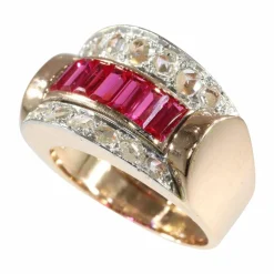 Bague vintage en or, rubis et diamants années 1950