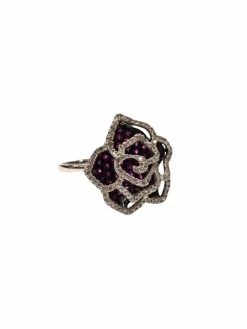 Bague vintage en platine avec rubis et diamants