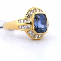 Bague vintage en saphir et diamant