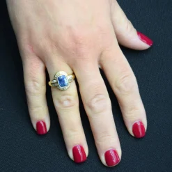 Bague vintage en saphir et diamant