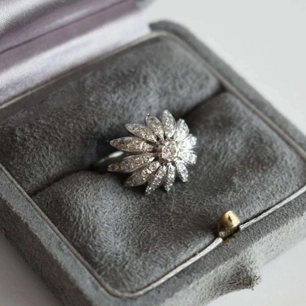Bague Vintage Fleur Or 18 carats et Diamants