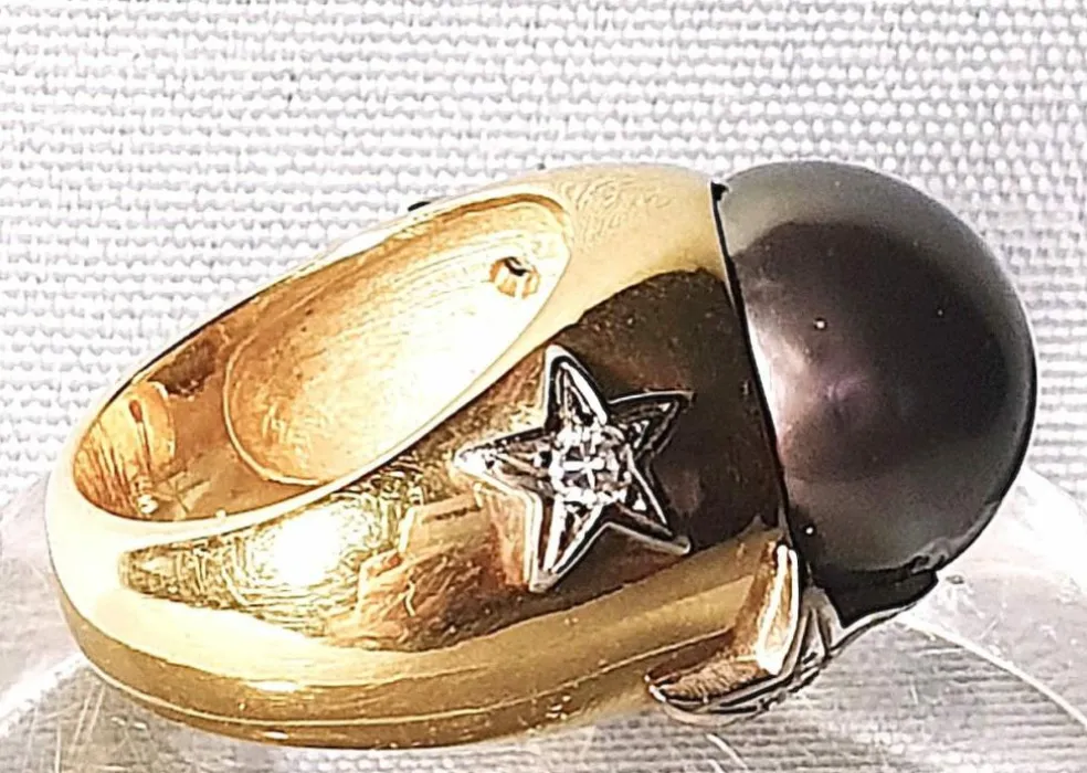 Bague vintage jonc or jaune, perle de TahitiI et motifs étoilés diamants