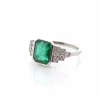 Bague vintage émeraude de 2,65cts et diamants