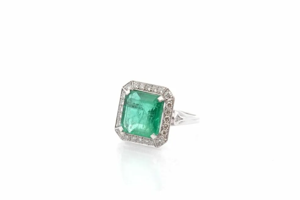 Bague vintage émeraude de 5,64cts