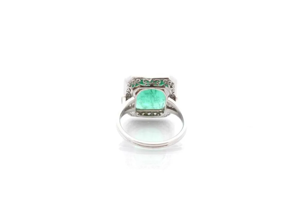 Bague vintage émeraude de 5,64cts