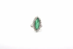 Bague vintage émeraude et diamants en or 18k