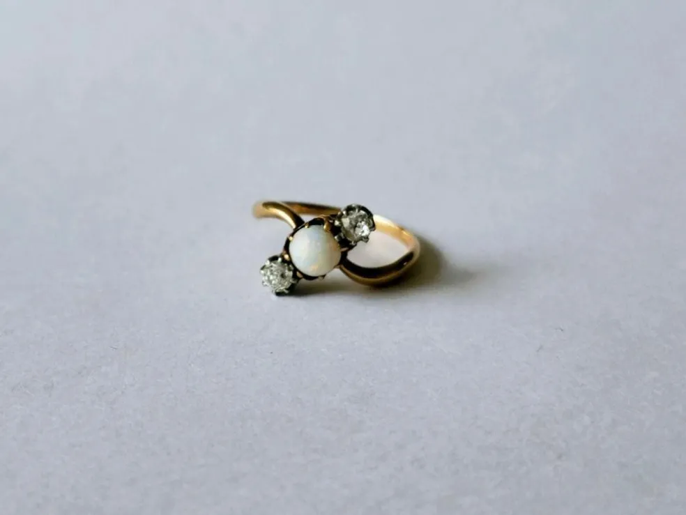 Bague vintage Opale et Diamants anciens