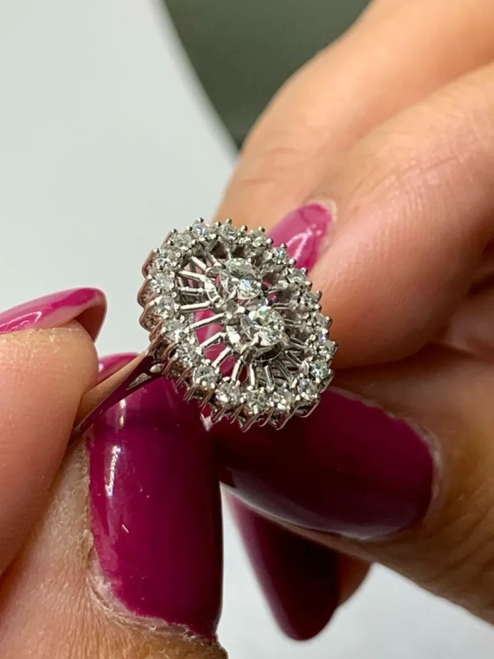 Bague vintage Or blanc Diamants
