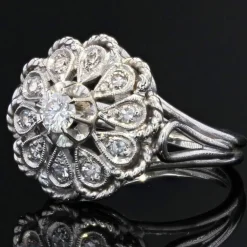 Bague vintage or blanc diamants