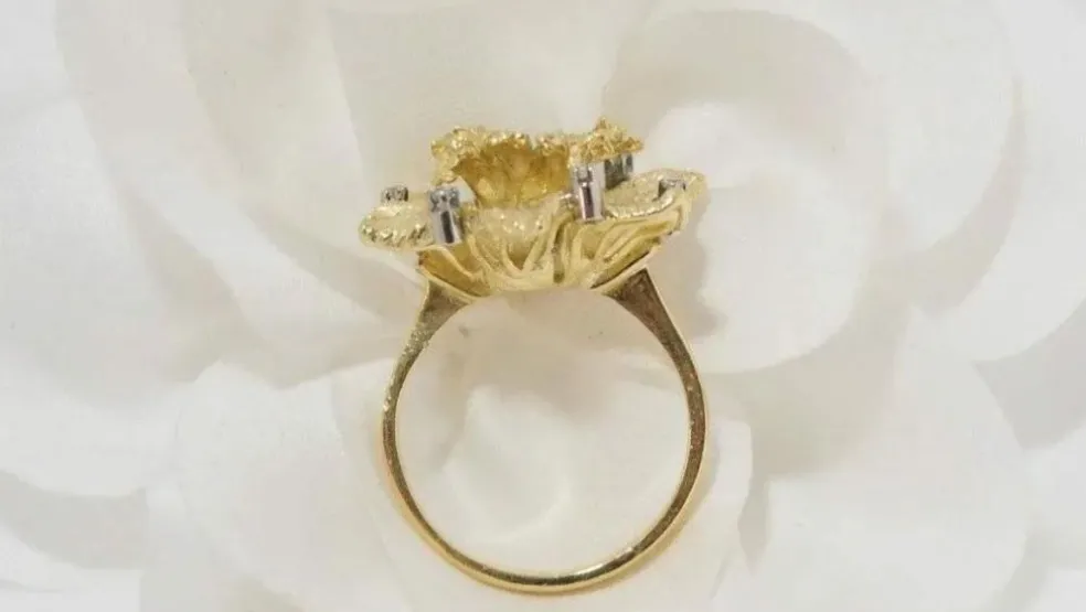 Bague vintage or jaune diamants