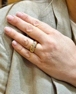 Bague vintage or jaune et diamants